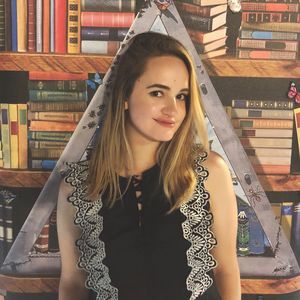 Meet your Posher, Caroline